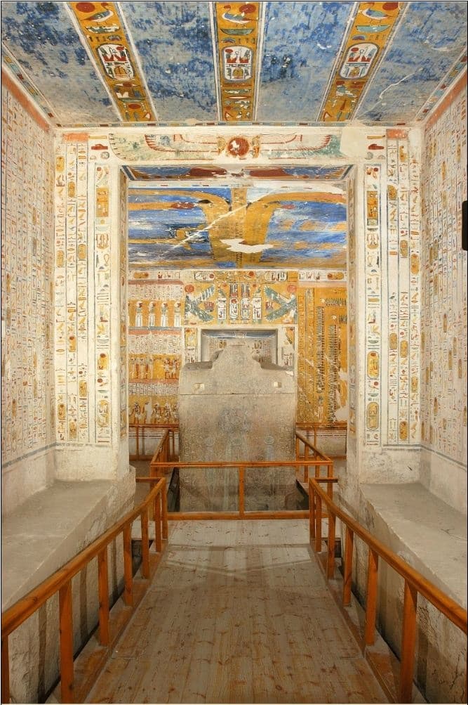 5-Day Nile Cruise on The Royal Beau Rivage: Easter Hot Deals (Luxor to Aswan) - image 1
